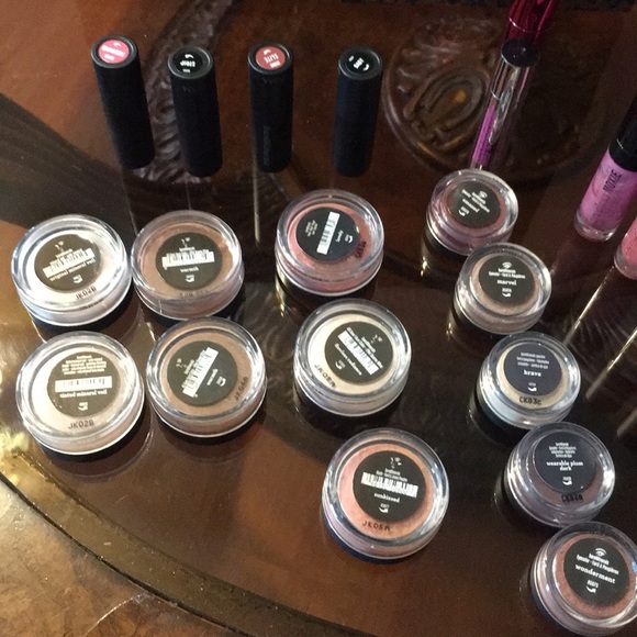 BareMinerals makeup collection - Picture 2 of 8